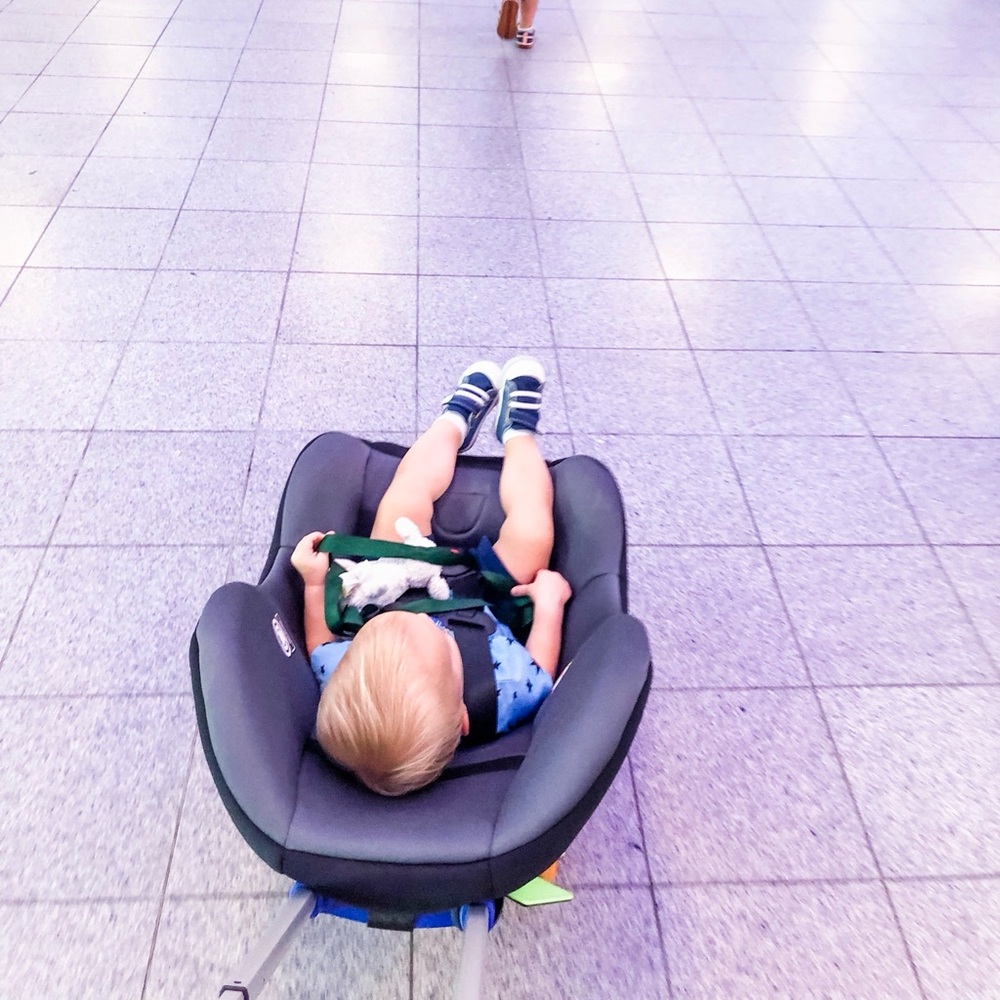 GoGo Babyz Travel mate Car Seat Dolly Stroller Airport Travel - Picture 9 of 10